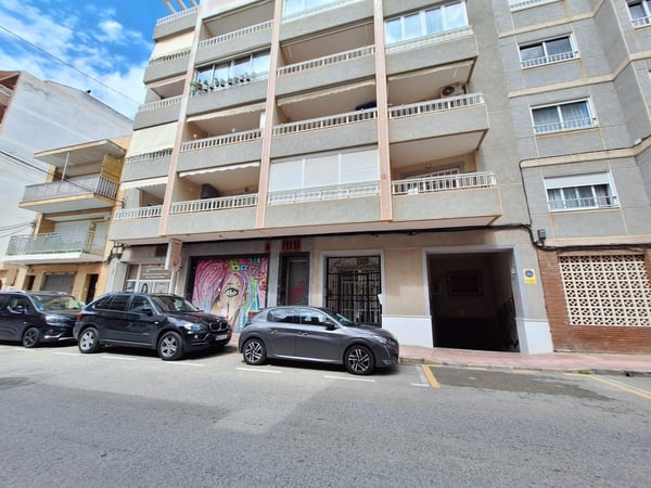 Apartment in Torrevieja - view 1