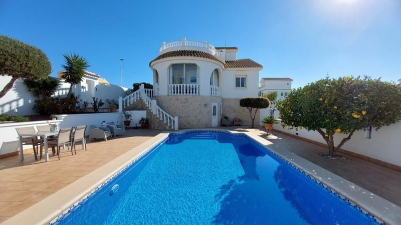 Villa in Camposol - view 1