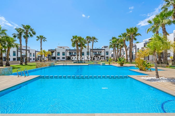 Apartment in La Zenia - view 1