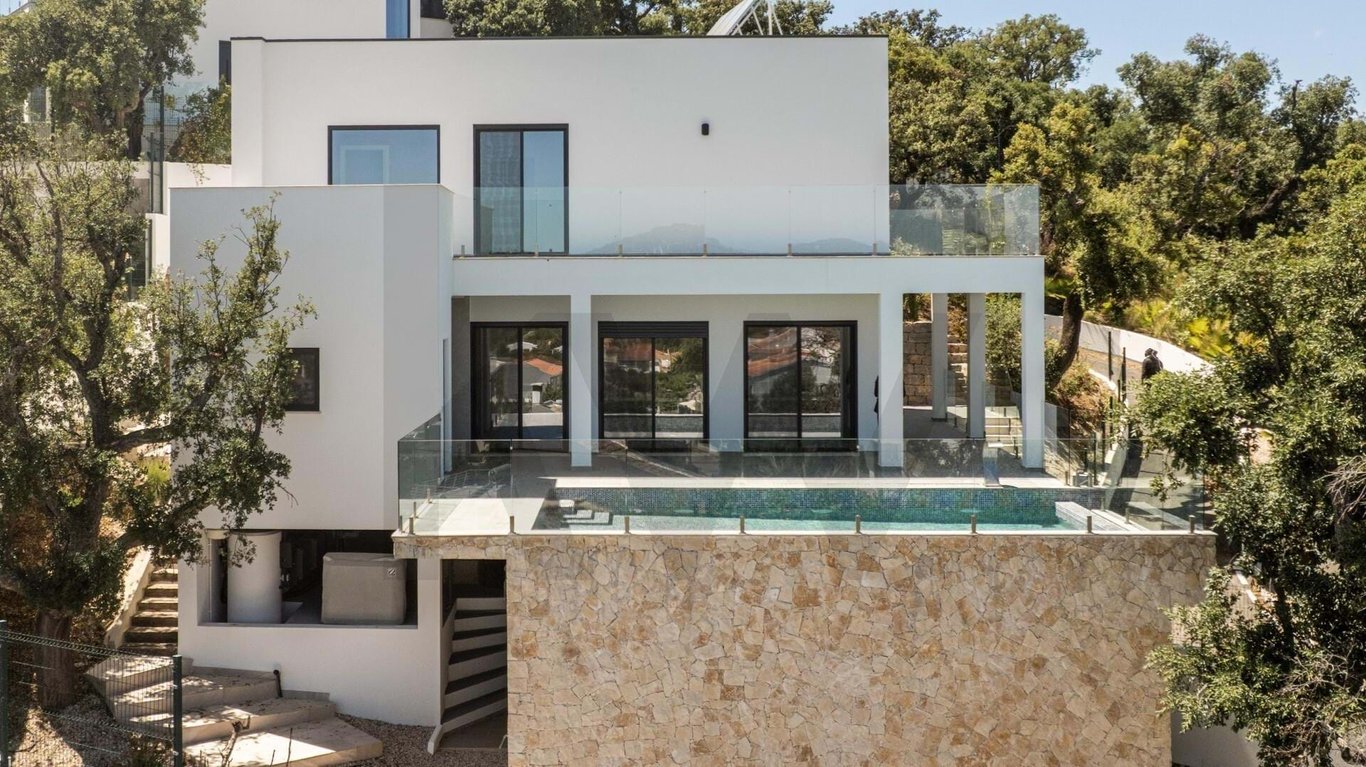 Villa in Berrabes - Image 3
