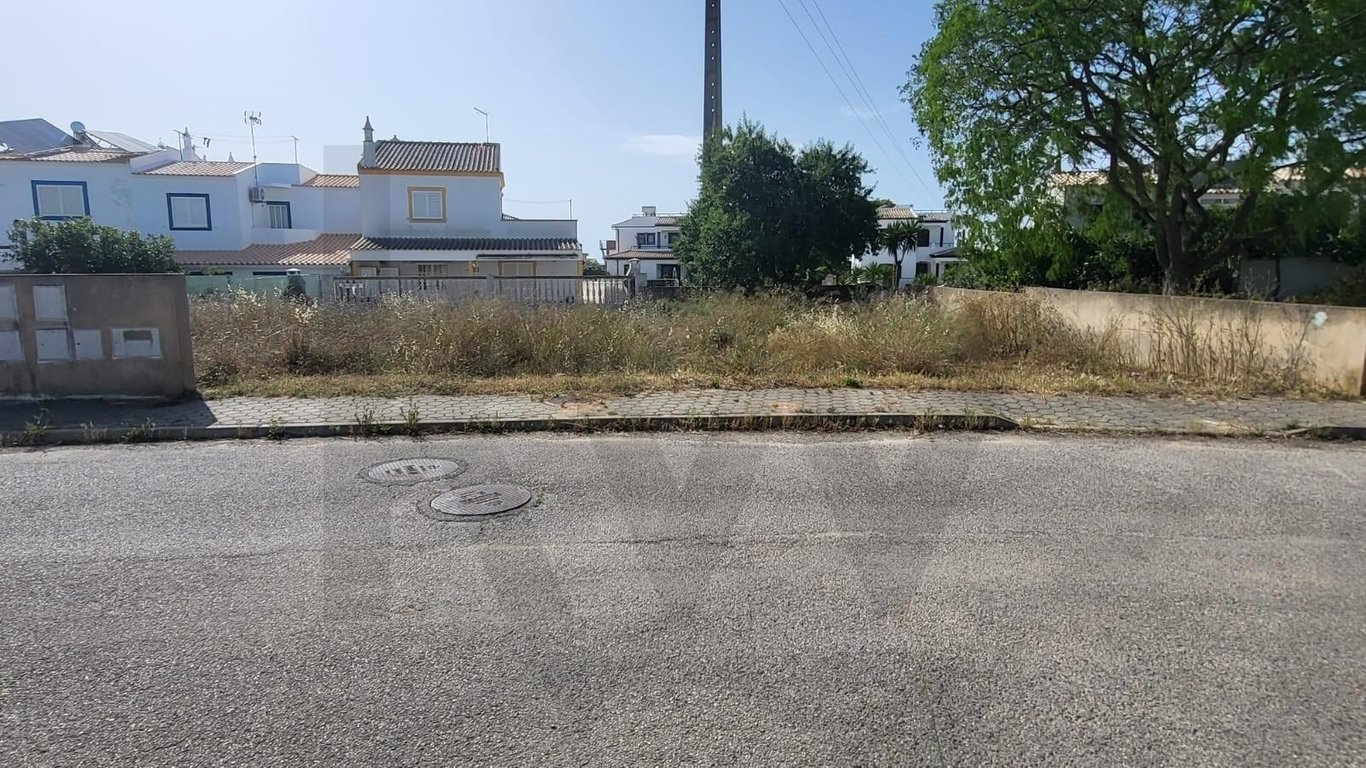 Land in Armacao de Pera - Image 2