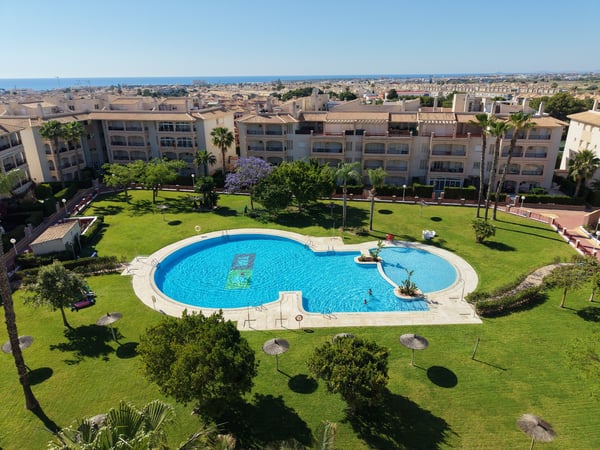 Apartment in Urbanizacion los Balcones - view 1