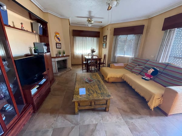 Villa in San Miguel de Salinas - view 1