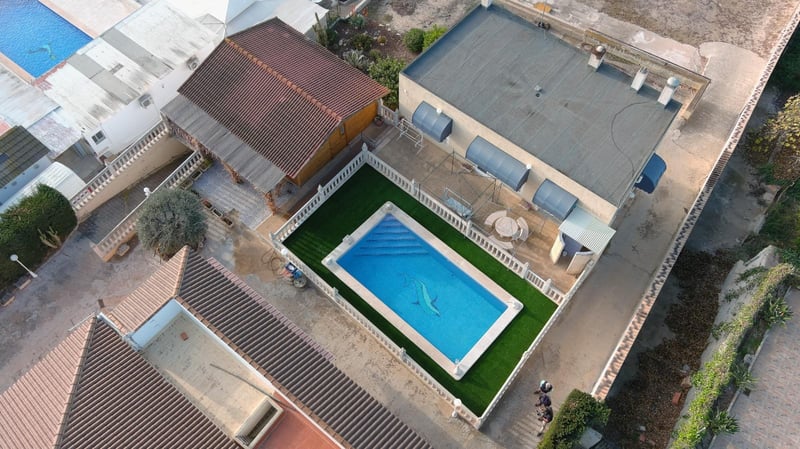Villa in Albatera - view 1