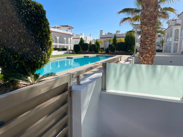 Villa in Rojales - view 1