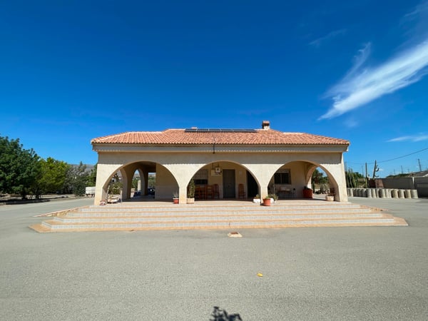 Villa in Crevillente - view 1