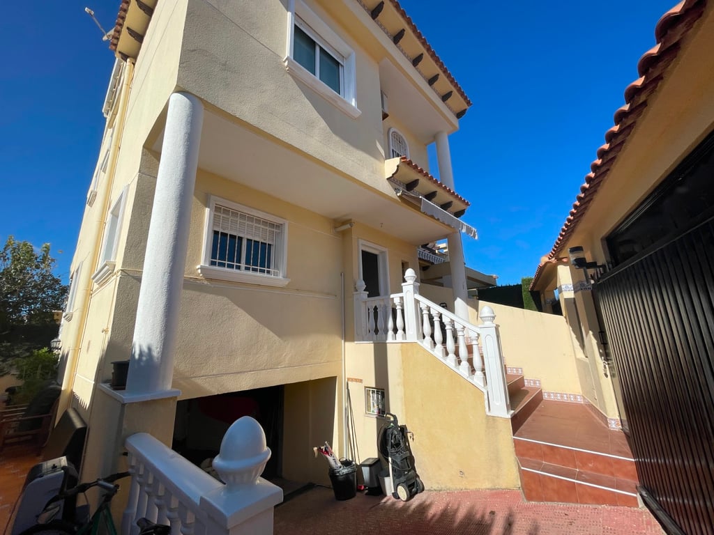 Villa in Guardamar del Segura