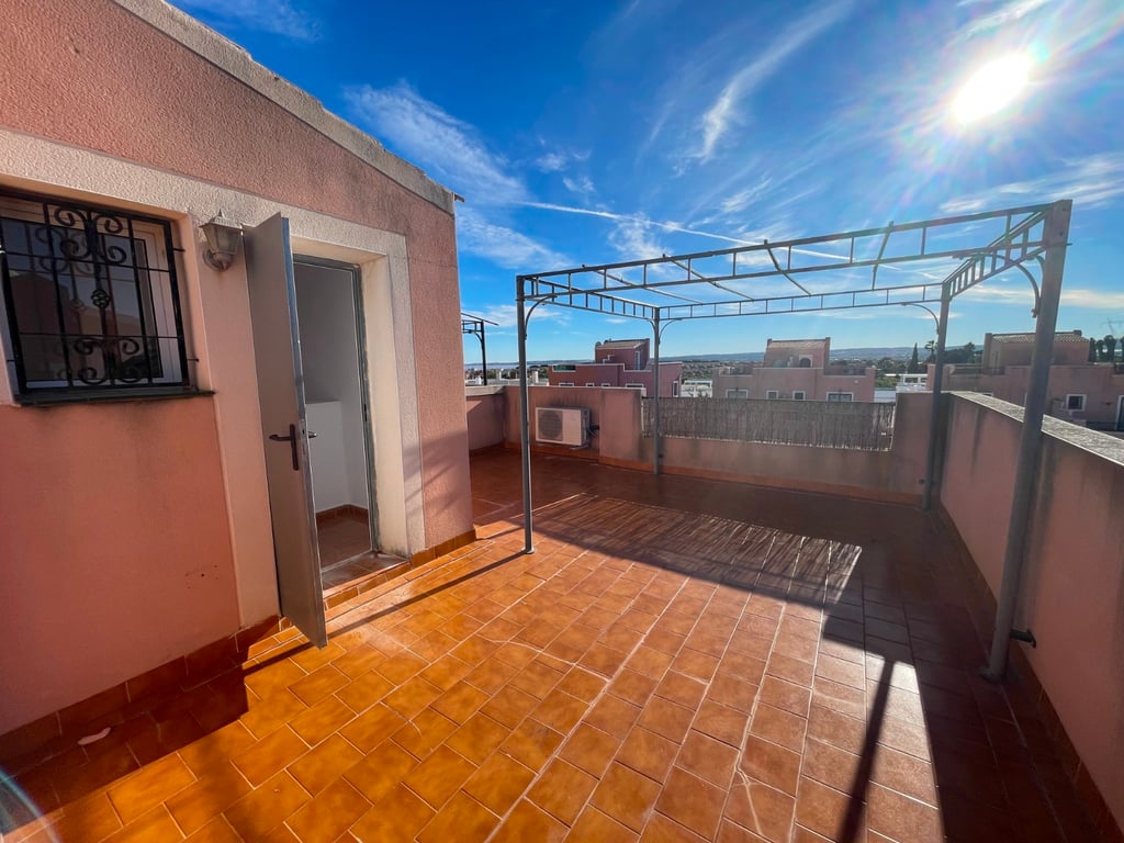 House in Los Montesinos - Image 3