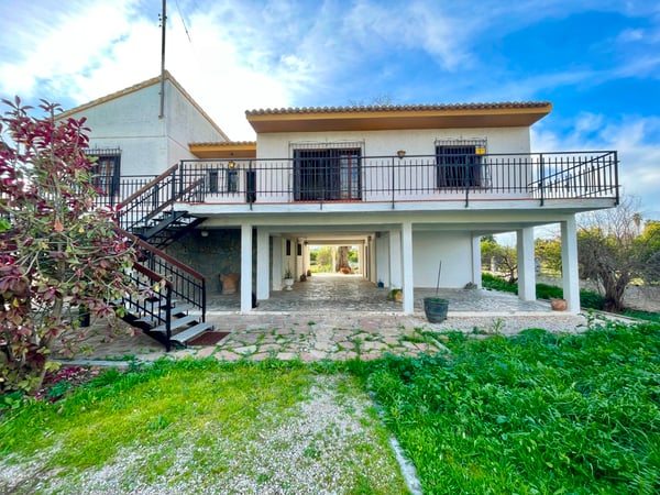 Villa in Benejuzar - view 1