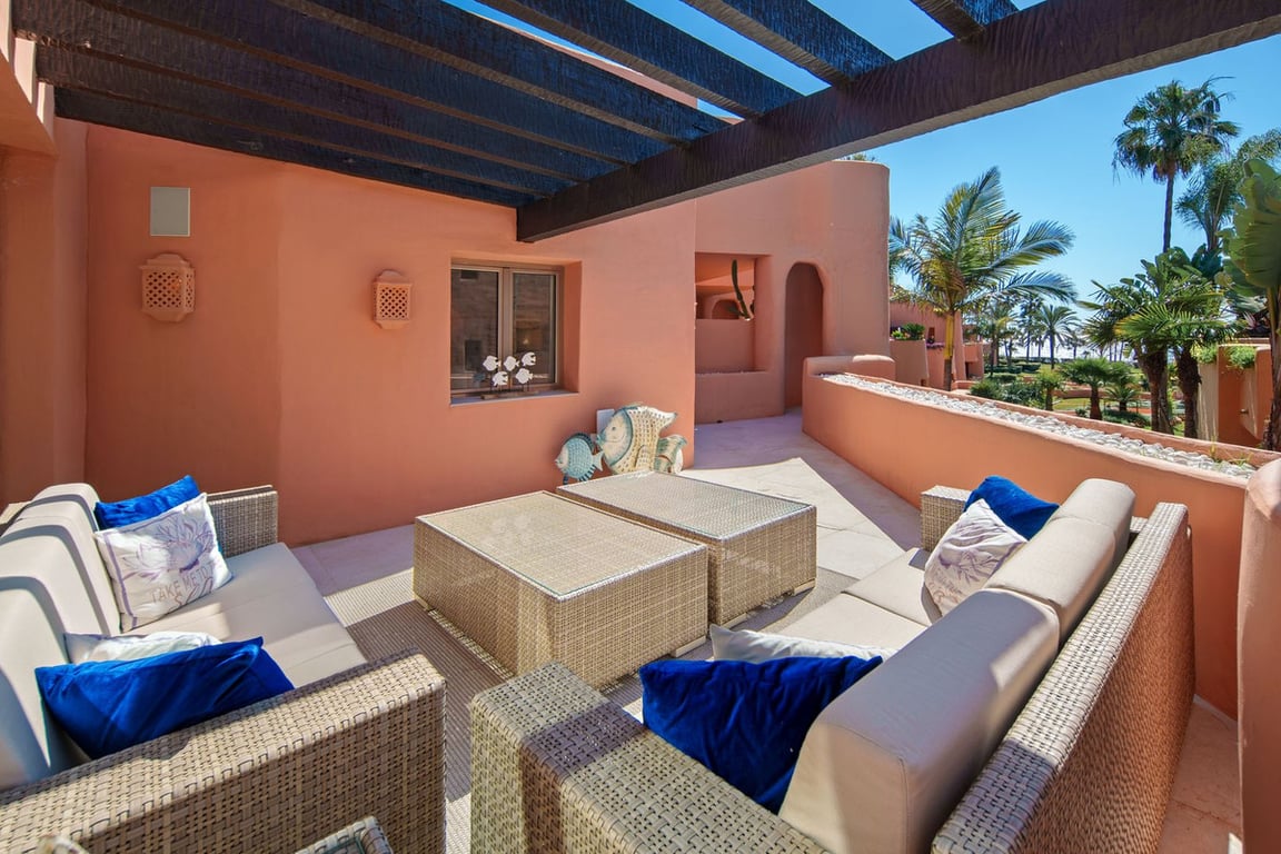 House in Marbella - Image 2
