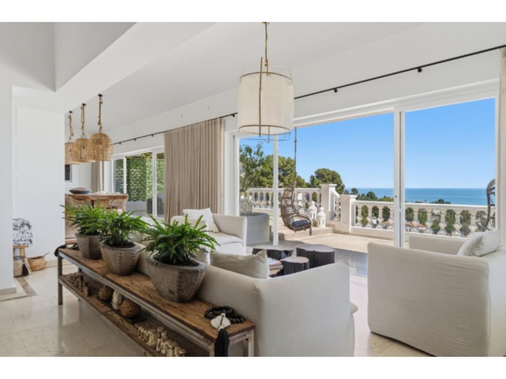 House in Mijas Costa - Image 3