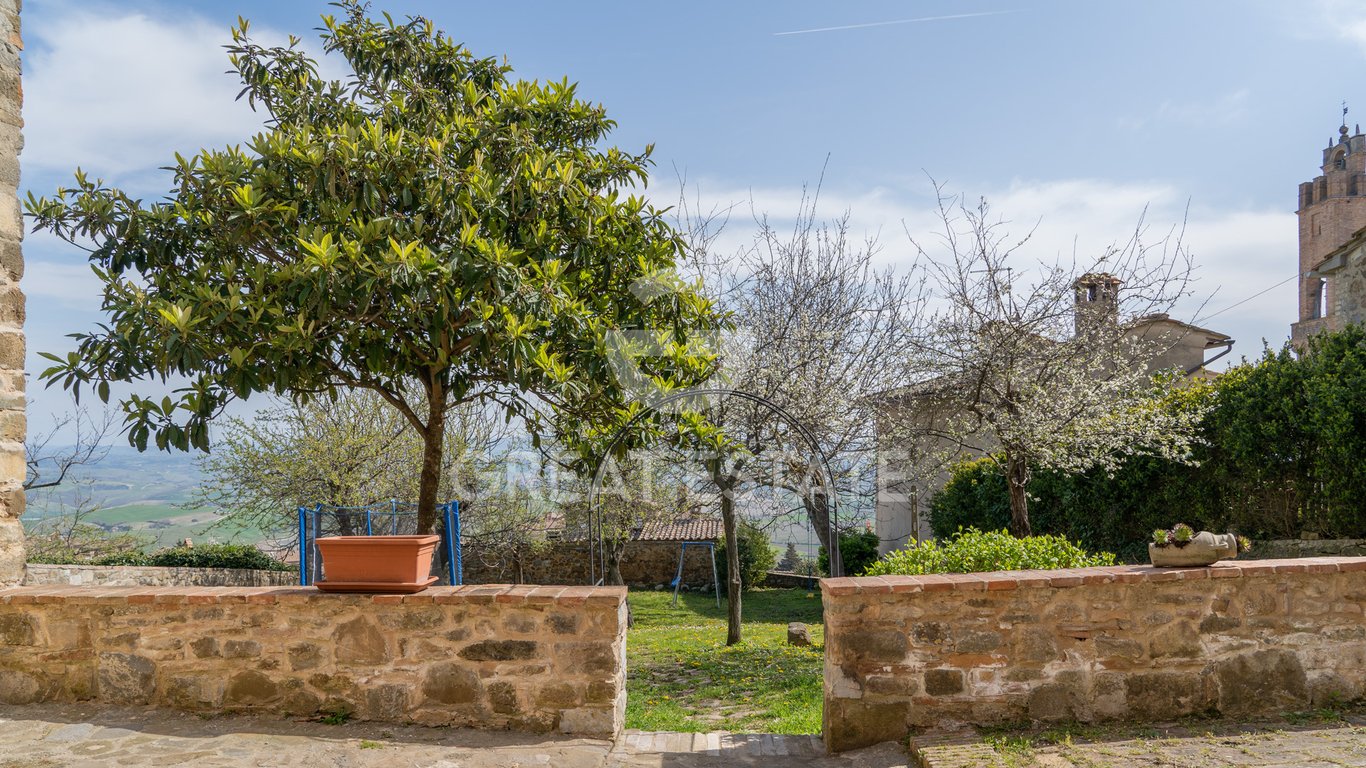 House in Montalcino - Image 3