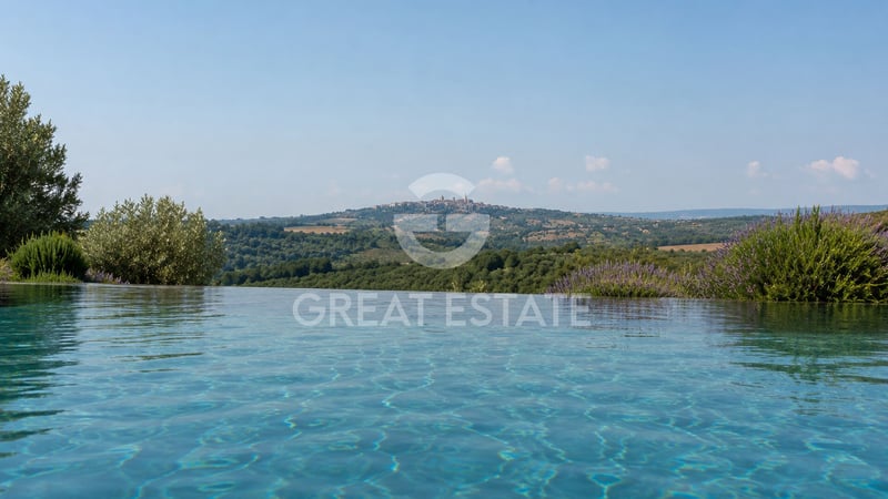 House in Osteria delle Noci - view 1