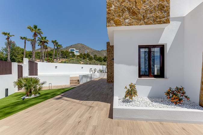 House in Finestrat - view 1