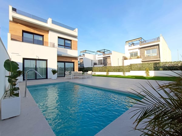 House in Benijofar - view 1