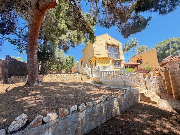 Villa in Los Balcones - view 1