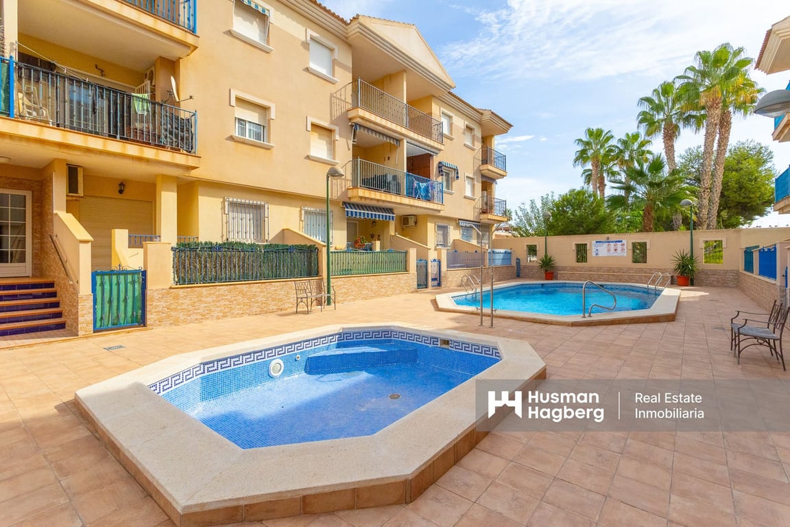 Apartment in Los Alcazares - Image 2