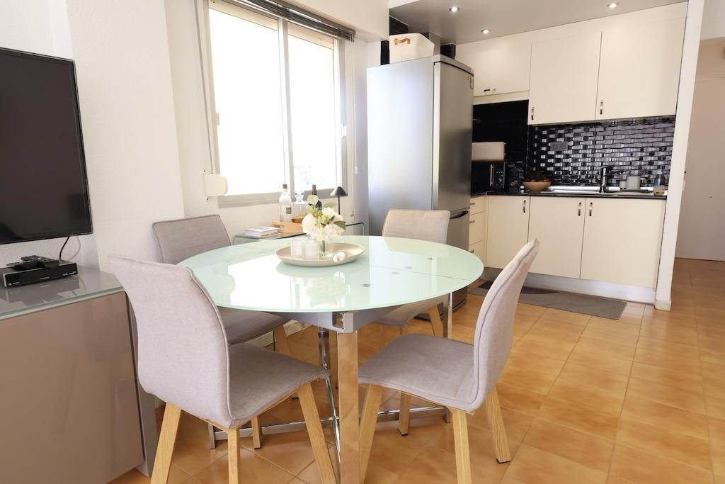 Apartment in Torrevieja - Image 2