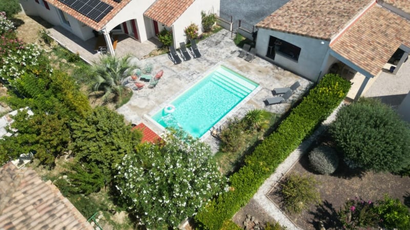 House in Puissalicon - view 1