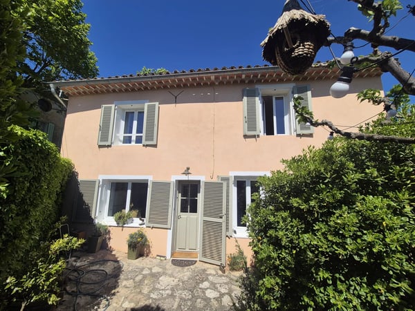 House in Montfort-sur-Argens - view 1