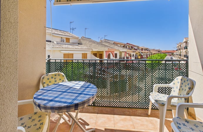Apartment in Los Alcazares - view 1