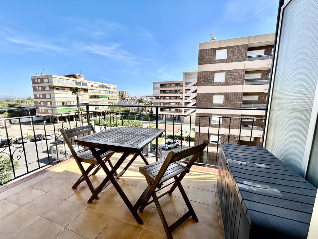 Apartment in Torrevieja - Image 3