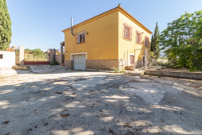 Chalet in Murcia - view 1