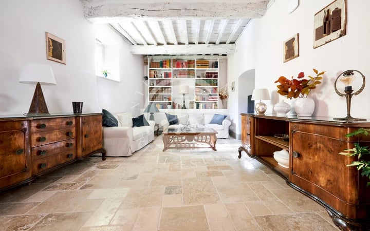 House in Sarteano - view 1
