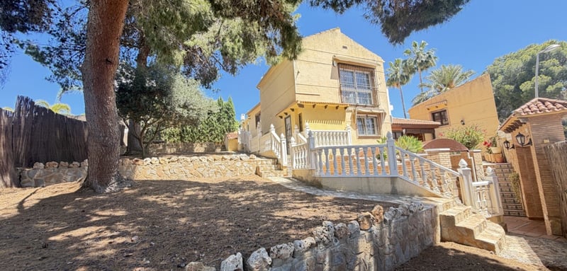 House in Residencia los Altos - view 1