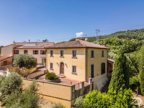 House in Lamporecchio - view 1