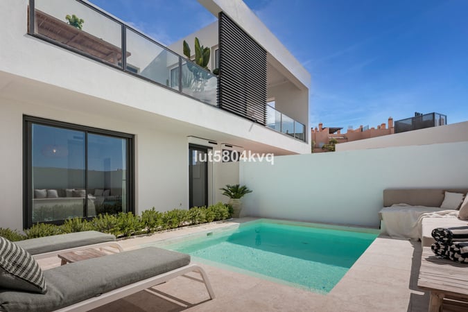 Villa in Riviera del Sol - view 1