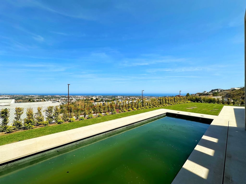 Villa in Benahavis - Image 2