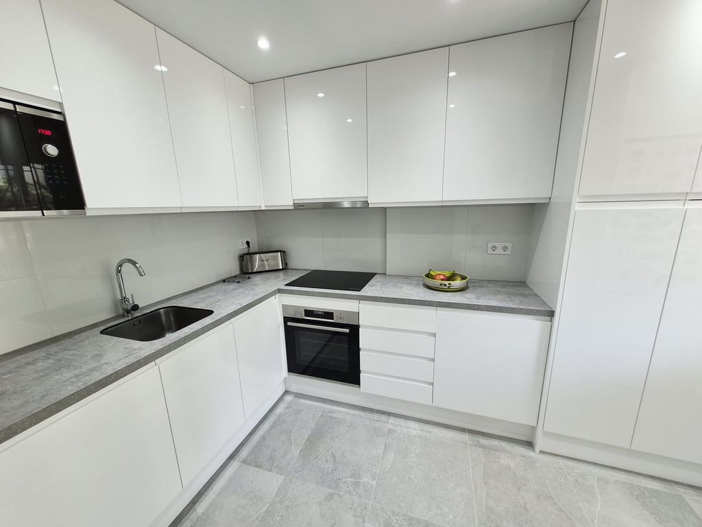 Apartment in Malaga - Image 3