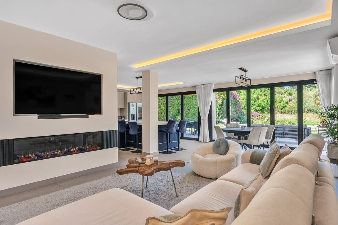 Villa in Guadalmina - Image 2