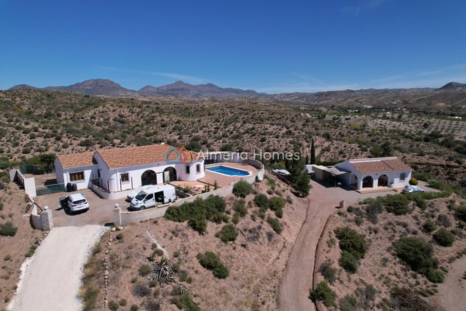 Villa in Albox - view 1