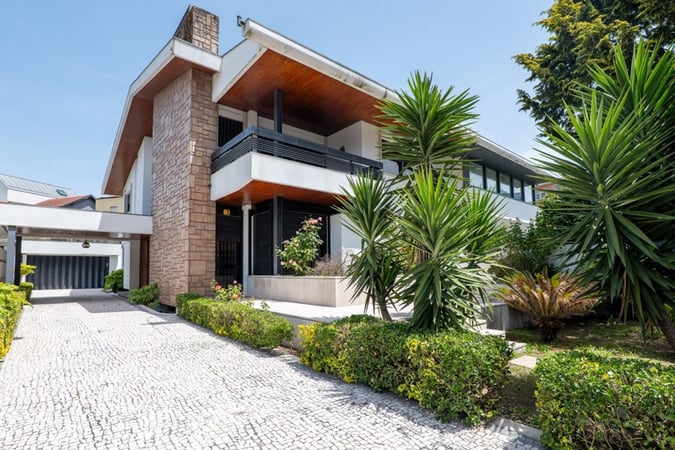 House in Foz do Douro - view 1