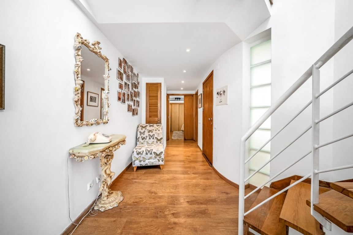 House in Lagoa - Image 2