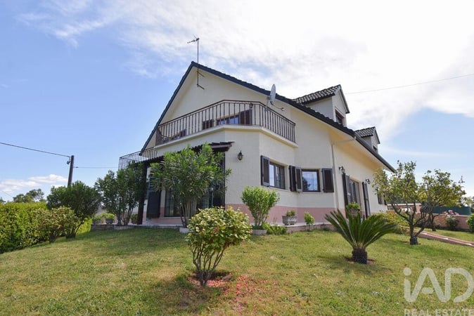 House in Macas de Dona Maria - view 1
