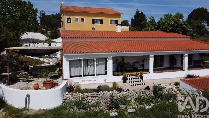 House in Massuca - view 1