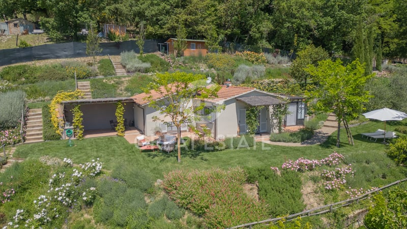 House in San Casciano dei Bagni - view 1