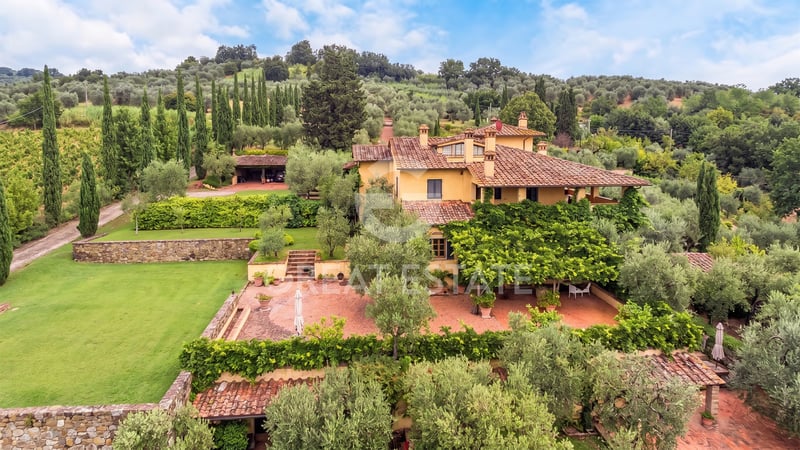 House in Poggio a Caiano - view 1