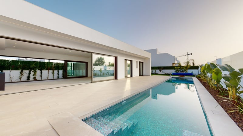 Villa in Los Alcazares - view 1