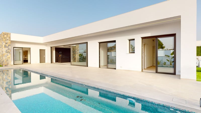 Villa in Los Alcazares - view 1