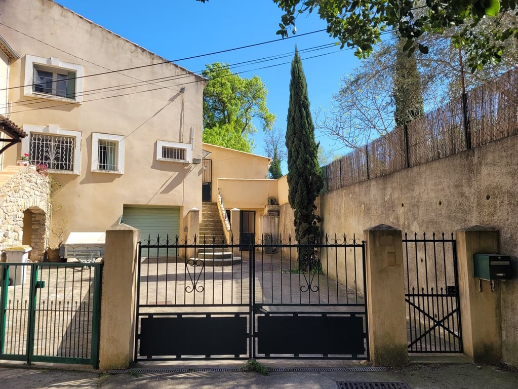 House in Murviel-les-Beziers - Image 2