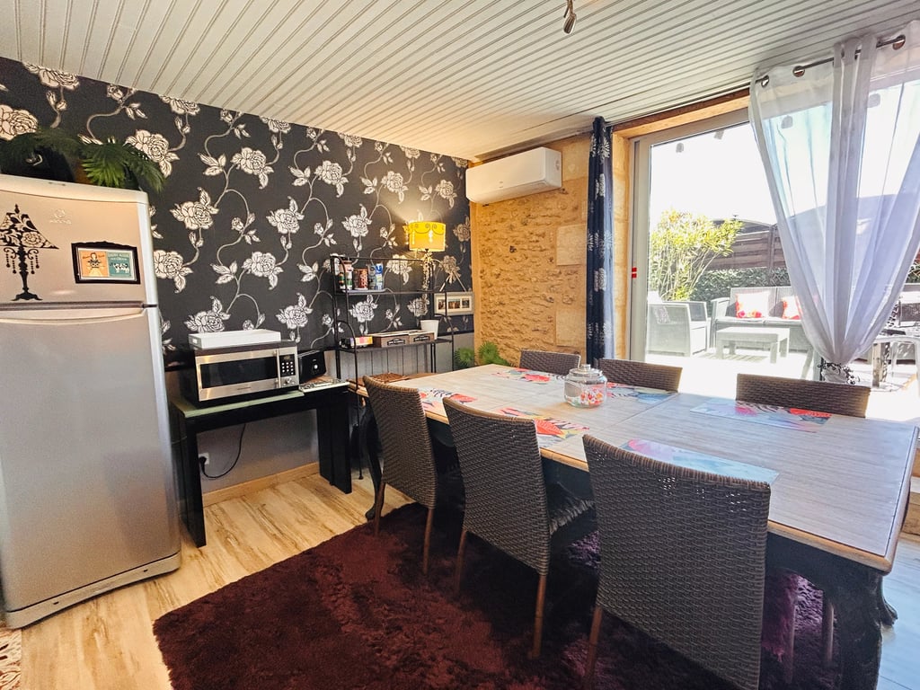 House in Sarlat-la-Caneda - Image 3
