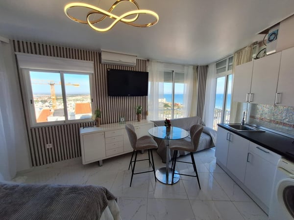 Apartment in Torrevieja - view 1