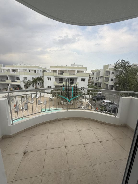 Apartment in Pyla - Image 2