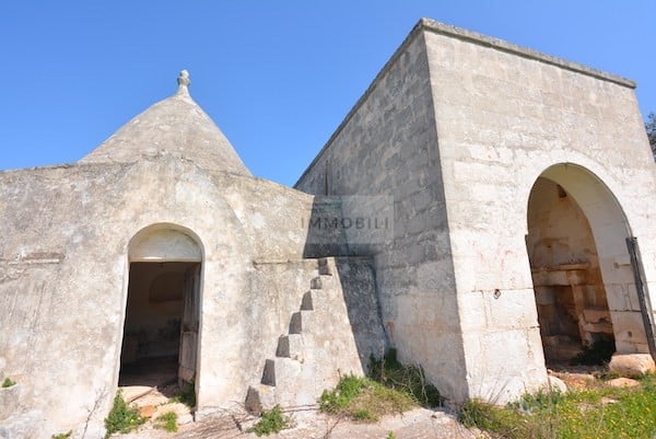 Land in Ostuni - Image 2