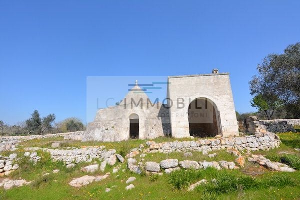 Land in Ostuni - view 1