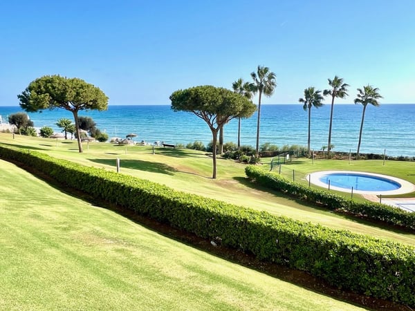 Apartment in Cabopino - view 1